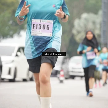 Runner Photo 8987578
