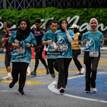 Runner Photo 8987603
