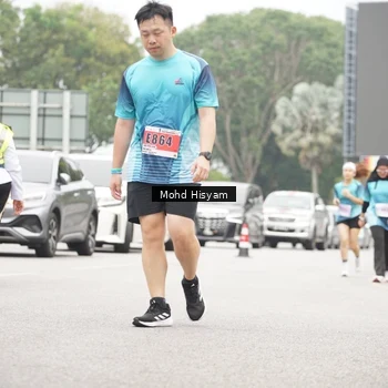 Runner Photo 8987642