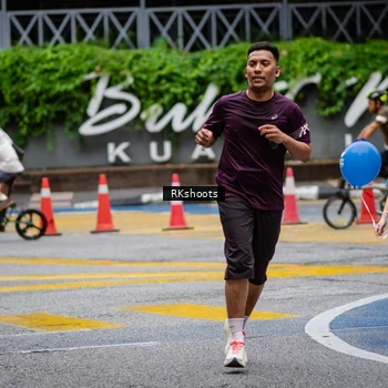 Runner Photo 8987646