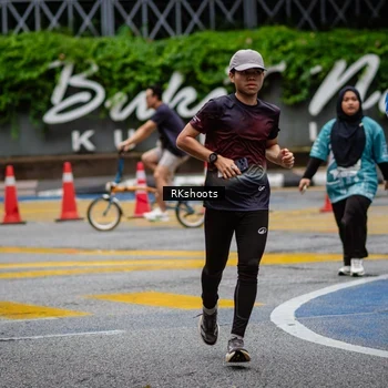 Runner Photo 8987656