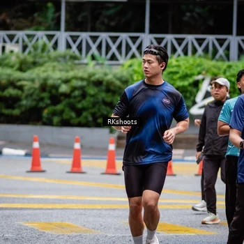 Runner Photo 8987709