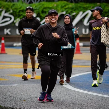 Runner Photo 8987770