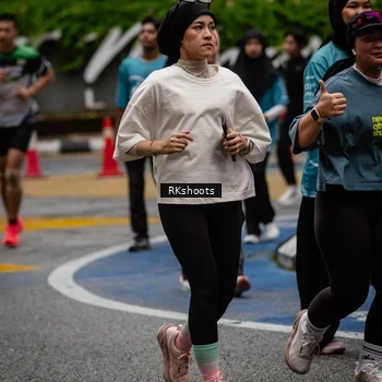 Runner Photo 8987804