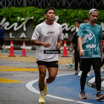 Runner Photo 8987863