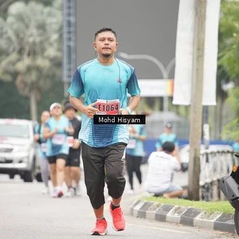 Runner Photo 8987877