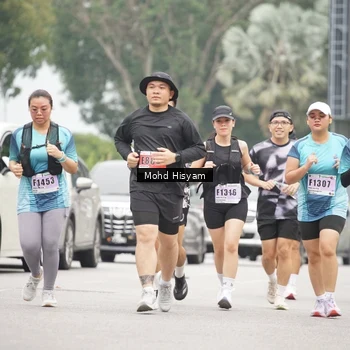 Runner Photo 8987912
