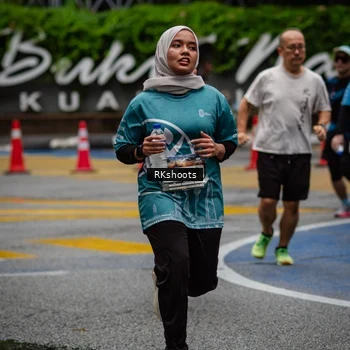 Runner Photo 8987940
