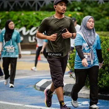Runner Photo 8987958