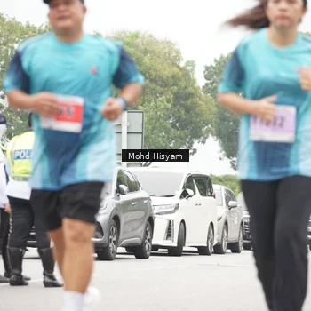 Runner Photo 8987975
