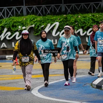 Runner Photo 8988002