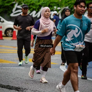 Runner Photo 8988054