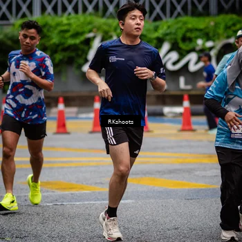 Runner Photo 8988147
