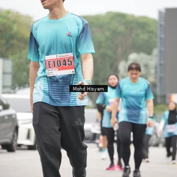 Runner Photo 8988153