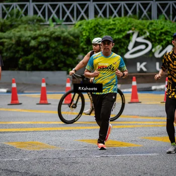 Runner Photo 8988184