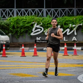 Runner Photo 8988309