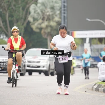 Runner Photo 8988332