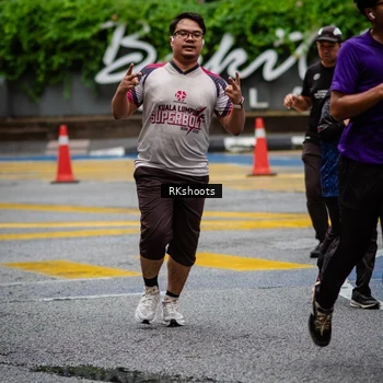 Runner Photo 8988565