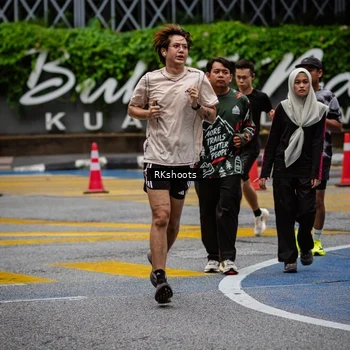 Runner Photo 8988591