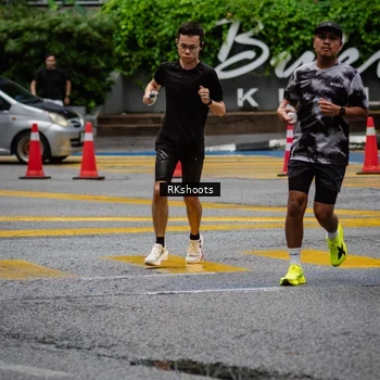 Runner Photo 8988618