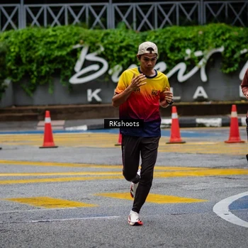 Runner Photo 8988669