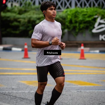 Runner Photo 8988771