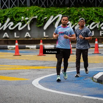 Runner Photo 8988787
