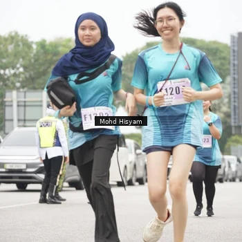 Runner Photo 8988921
