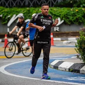 Runner Photo 8988962