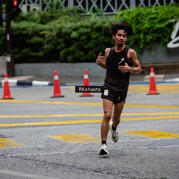 Runner Photo 8988972