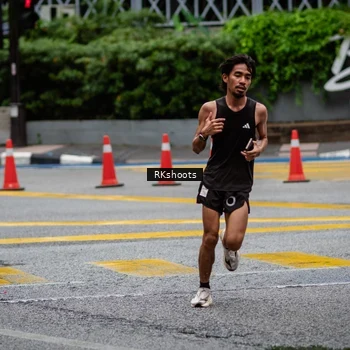 Runner Photo 8988975