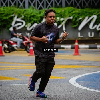 Runner Photo 8988994