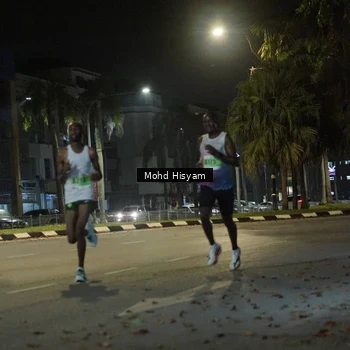 Runner Photo 8989064