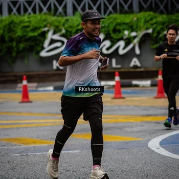 Runner Photo 8989066