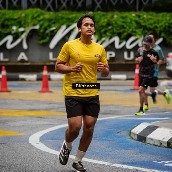 Runner Photo 8989069