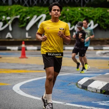 Runner Photo 8989072