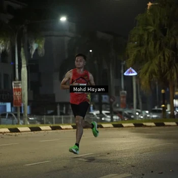 Runner Photo 8989075