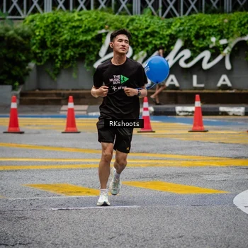 Runner Photo 8989086