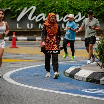 Runner Photo 8989089