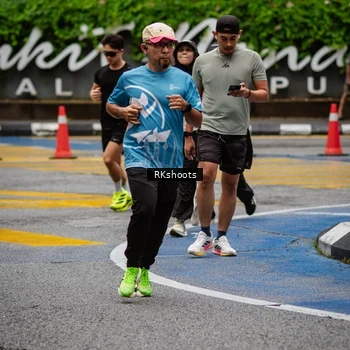 Runner Photo 8989093