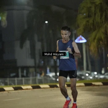 Runner Photo 8989129