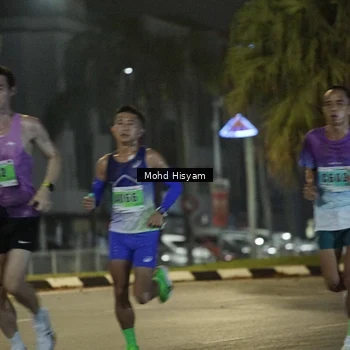 Runner Photo 8989147