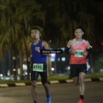 Runner Photo 8989178