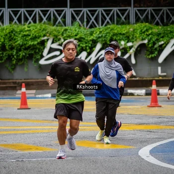 Runner Photo 8989209