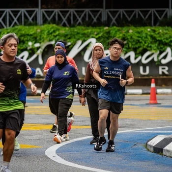 Runner Photo 8989216