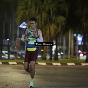Runner Photo 8989238