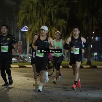 Runner Photo 8989252