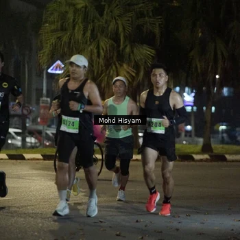 Runner Photo 8989253