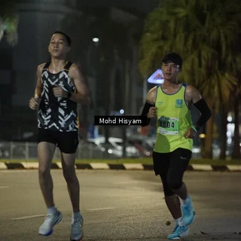 Runner Photo 8989313