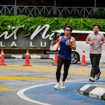 Runner Photo 8989315